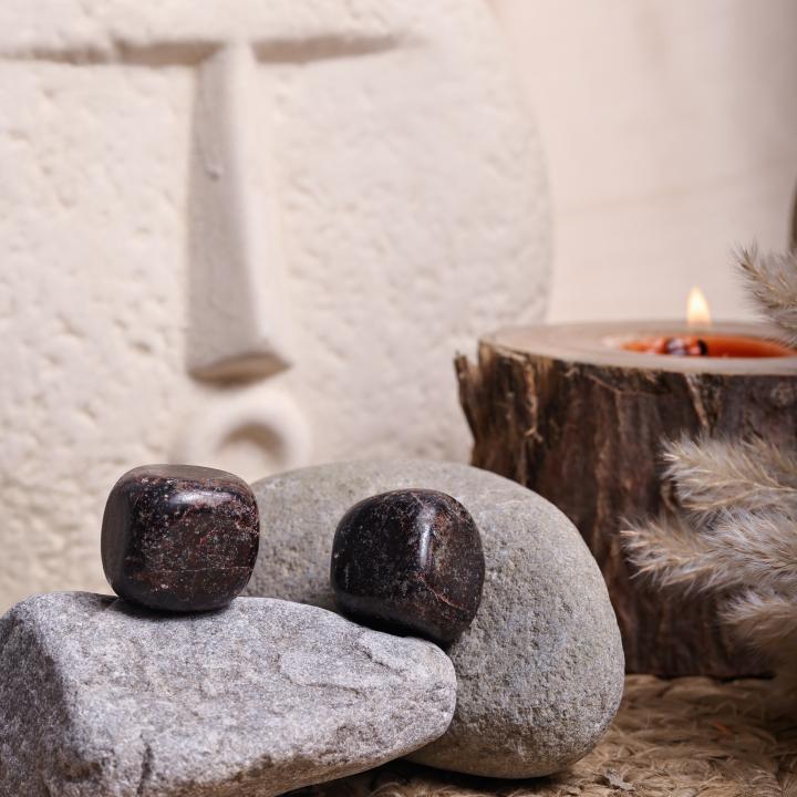 Garnet Tumble | Passion & Vitality