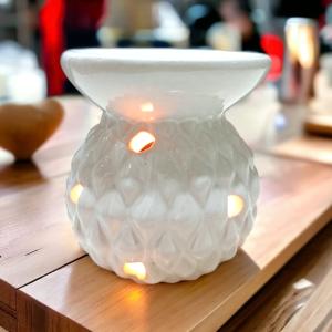 Premium Ceramic Candle Diffuser | Elegance & Wellness