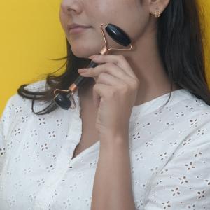 Black Tourmaline Face Roller | Grounding Radiance